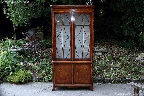 A TITCHMARSH AND GOODWIN MAHOGANY DISPLAY CABINET