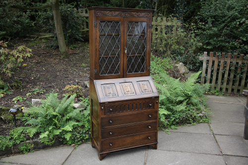 JAYCEE OAK BUREAU BOOKCASE WITH LEADED GLASS TOP       DELIVERY AVAILABLE 