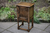 A TITCHMARSH AND GOODWIN STYLE SOLID OAK BEDSIDE POT CUPBOARD LAMP TABLE CABINET.