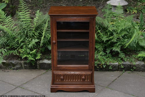 AN ERCOL ELM FRUITWOOD T.V HI-FI MUSIC DVD CD DISPLAY CABINET STAND CUPBOARD TABLE.