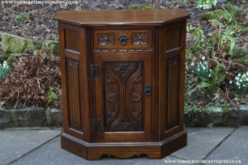 AN OLD CHARM OAK CANTED HALL CUPBOARD CABINET DRESSER BASE SIDEBOARD BOOKCASE LAMP TABLE.