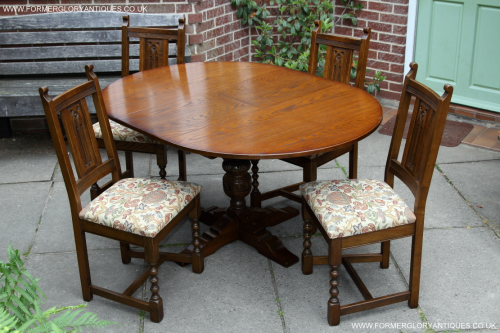 An Old Charm Wood Brothers Light Oak, Old Charm Round Dining Table