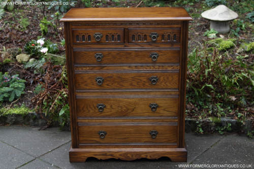 AN OLD CHARM WOOD BROTHERS LIGHT OAK TALL CHEST OF DRAWERS SIDEBOARD DRESSING TABLE STAND.