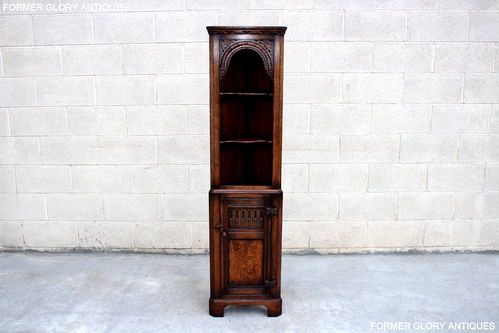A TITCHMARSH AND GOODWIN JACOBEAN SOLID CARVED OAK MINIATURE CORNER CABINET / CUPBOARD